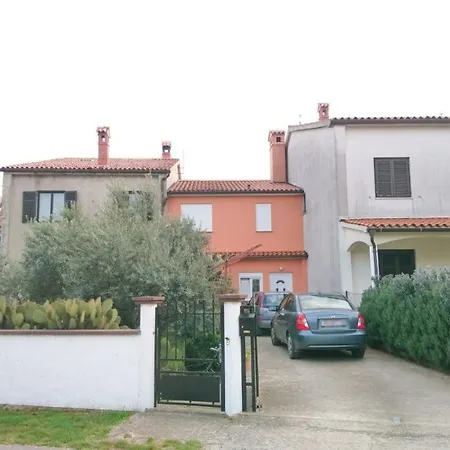 With Parking Space Valbandon, Fazana - 7305 Apartamento Valbandon